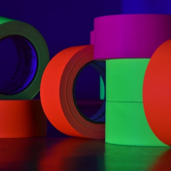 Тканевая лента Pro Gaffer Fluorescent светящаяся в УФ-свете